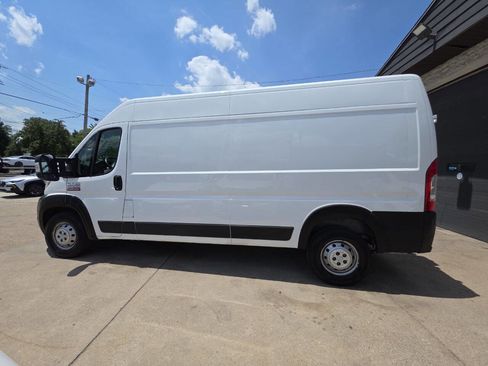 Used 2021 RAM ProMaster 2500 FWD image 4