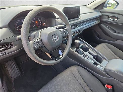 Used 2024 Honda Accord EX image 10