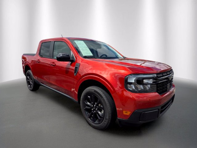 Used 2024 Ford Maverick Lariat w/ Black Appearance Package AWD/4WD image 3