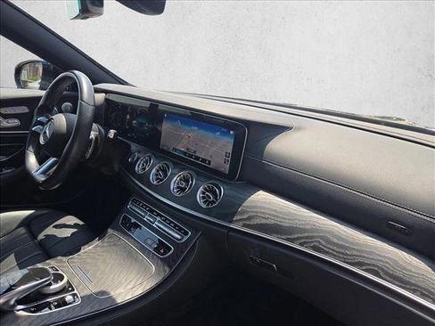 Used 2021 Mercedes-Benz E 450 Cabriolet image 19