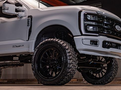 Used 2026 Ford F250 Lariat AWD/4WD image 13