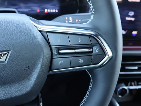 New 2026 Chevrolet Traverse Z71 w/ Enhanced Driving Package image 8