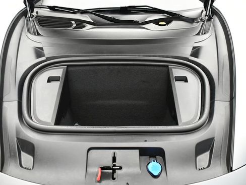 Certified 2025 Porsche Taycan AWD/4WD image 12