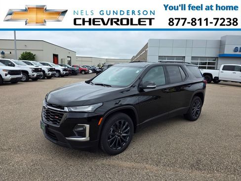 Used 2023 Chevrolet Traverse RS w/ LPO, Floor Liner Package AWD/4WD image 3