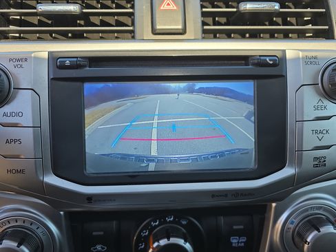 Used 2019 Toyota 4Runner SR5 Premium image 22