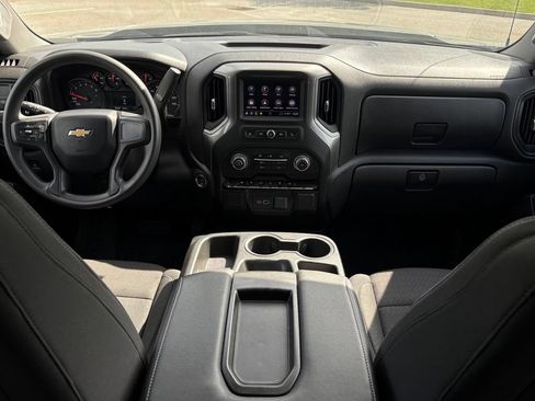 Used 2024 Chevrolet Silverado 1500 Custom RWD image 10