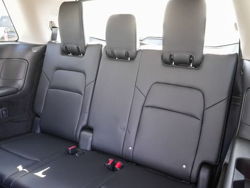 New 2026 Nissan Pathfinder SL AWD/4WD image 21