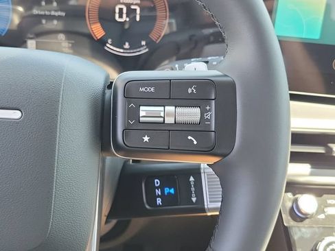 New 2026 Hyundai Santa Fe SE FWD image 8