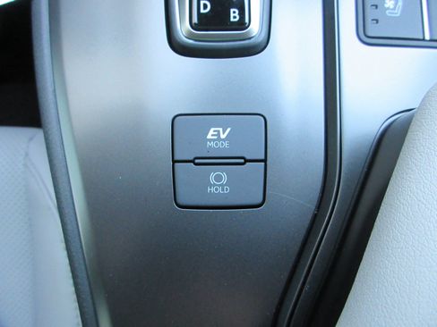 New 2026 Lexus UX 300h AWD image 46