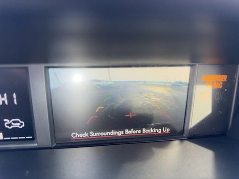 Used 2015 Subaru Forester 2.5i Limited image 23