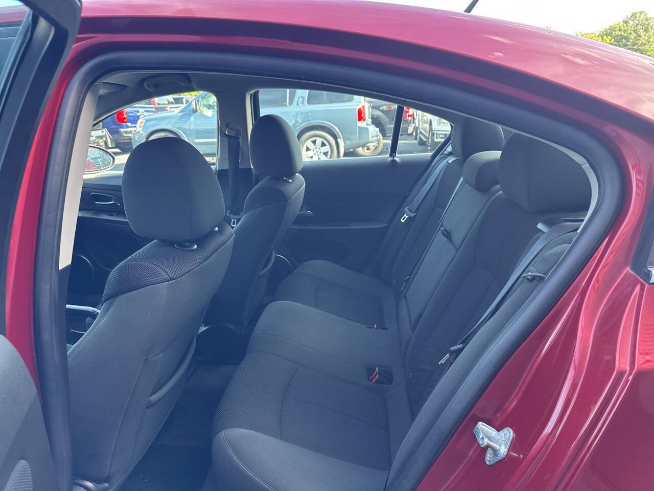 Used 2011 Chevrolet Cruze LT FWD image 16