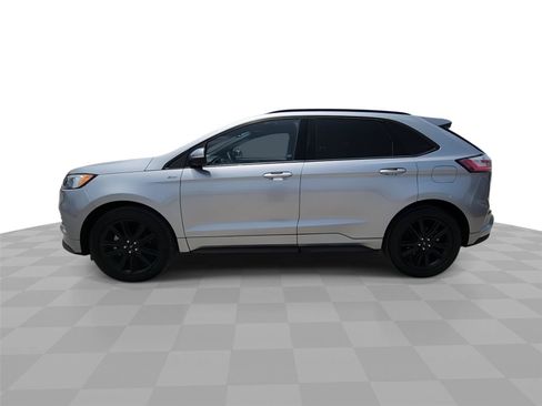 Used 2020 Ford Edge ST-Line FWD image 5