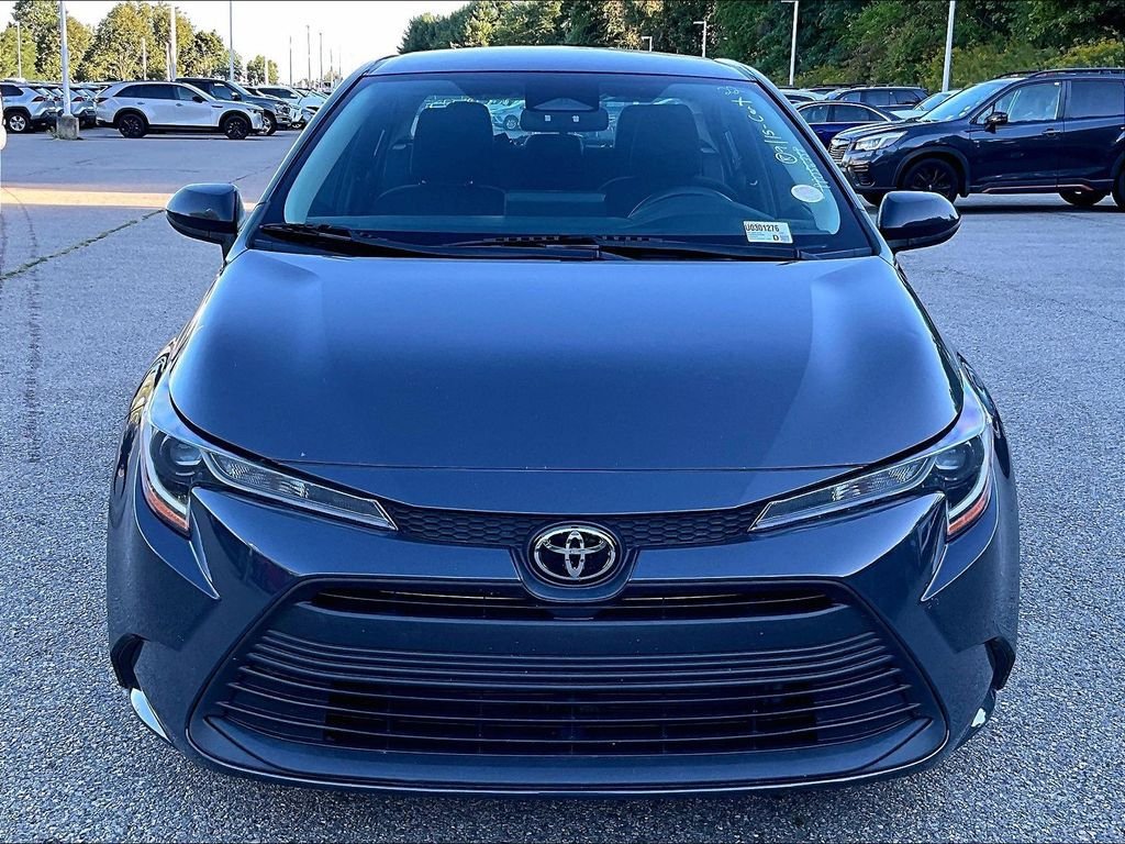 Certified 2023 Toyota Corolla LE FWD image 2