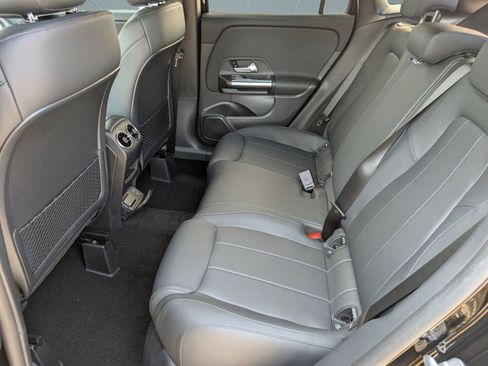 New 2025 Mercedes-Benz GLA 250 4MATIC image 13
