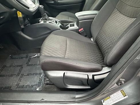 Used 2018 Nissan Rogue S AWD/4WD image 26