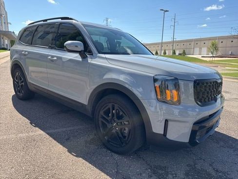 Used 2024 Kia Telluride SX Prestige X-Line AWD/4WD image 3