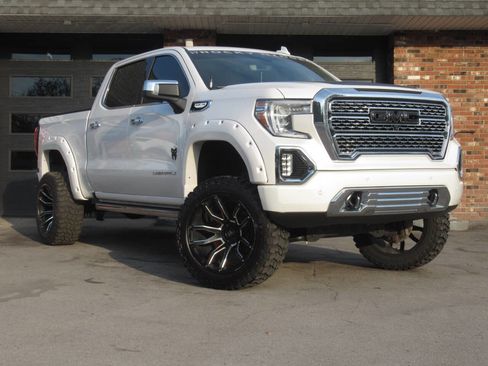 Used 2022 GMC Sierra 1500 Denali w/ Denali Reserve Package AWD/4WD image 1