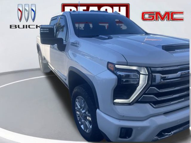 Used 2024 Chevrolet Silverado 2500 High Country w/ Technology Package AWD/4WD image 9