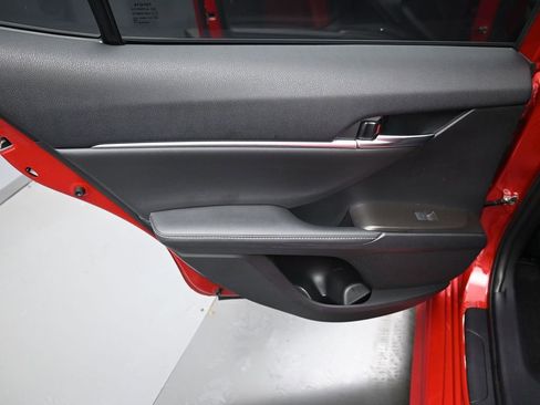 Used 2022 Toyota Camry XSE image 30