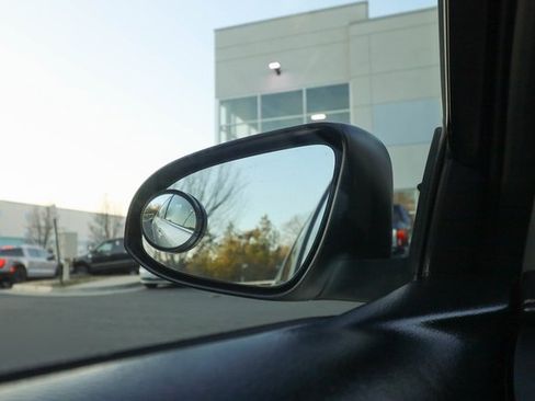 Used 2014 Toyota Camry SE image 53