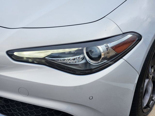Used 2021 Alfa Romeo Giulia Ti Sport RWD image 9