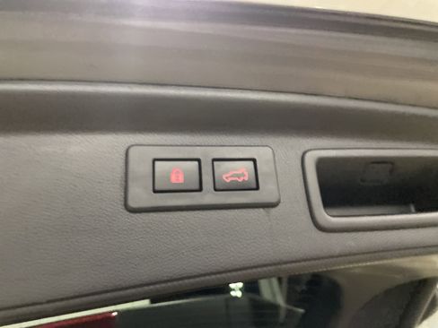 Used 2021 Subaru Forester Limited w/ Popular Package #3 image 18