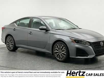 Used 2025 Nissan Altima 2.5 SV