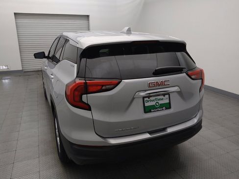 Used 2020 GMC Terrain SLE FWD image 6