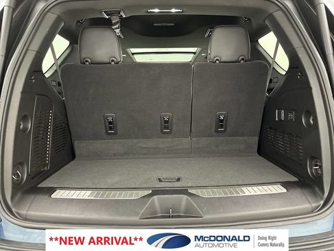 Used 2025 GMC Yukon Denali Ultimate AWD/4WD image 25