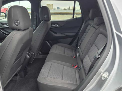 Used 2026 Chevrolet Equinox LT AWD/4WD image 16