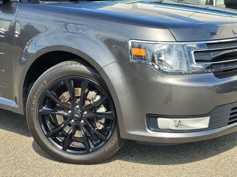 Used 2017 Ford Flex SEL w/ Equipment Group 202A FWD image 9