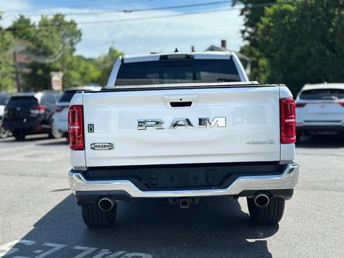 Used 2025 RAM 1500 Limited AWD/4WD image 5