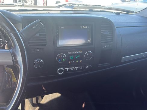 Used 2013 Chevrolet Silverado 2500 LT w/ Interior Plus Package AWD/4WD image 14