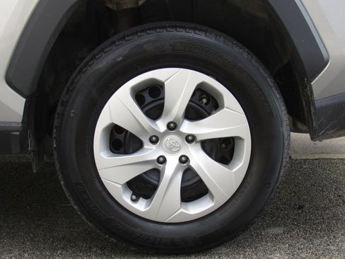 Certified 2024 Toyota RAV4 LE image 32