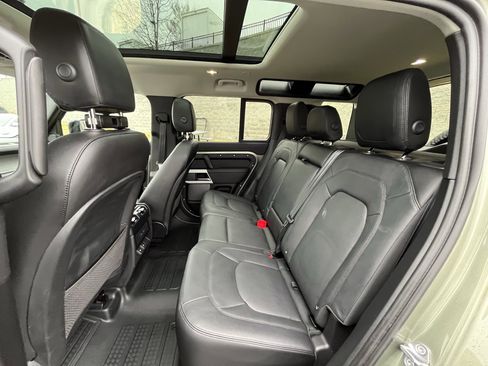 Certified 2024 Land Rover Defender 110 S image 28