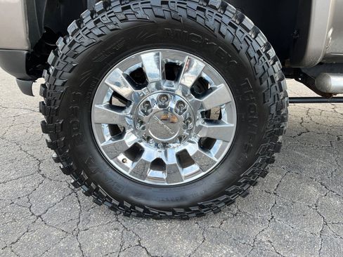 Used 2012 GMC Sierra 2500 SLT w/ SLT Convenience Package image 15