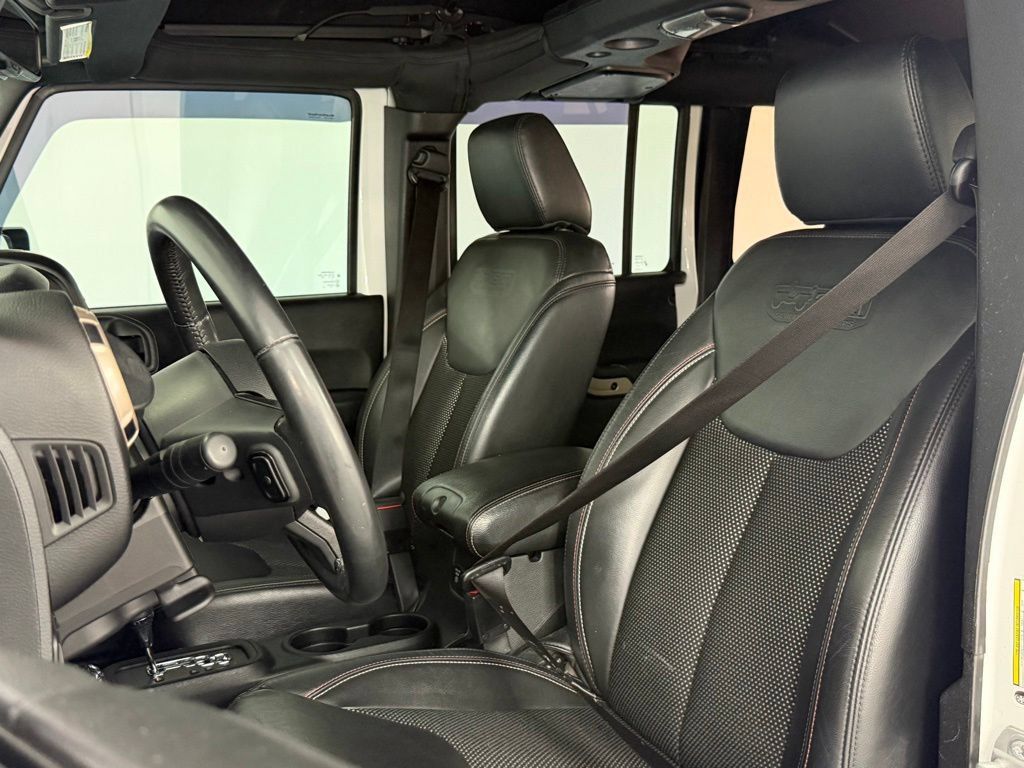 Used 2017 Jeep Wrangler Unlimited Sahara AWD/4WD image 40