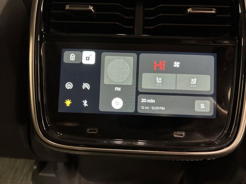 Used 2022 Rivian R1S Launch Edition image 30