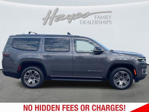 Used 2024 Jeep Wagoneer 4WD w/ Premium Group I image 2