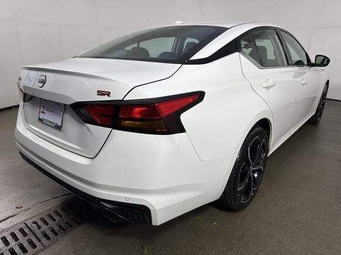 Certified 2024 Nissan Altima 2.5 SR image 35