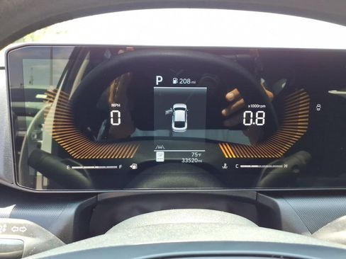 Used 2025 Kia K4 FWD image 17