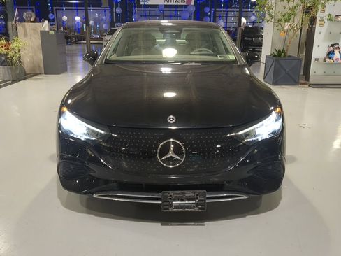 Used 2023 Mercedes-Benz EQE 350+ 4MATIC Sedan image 3