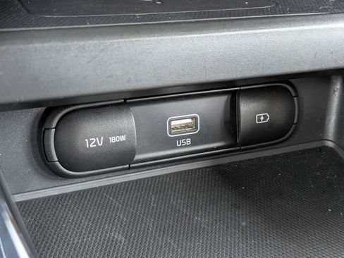 Used 2022 Kia Soul Turbo FWD image 22