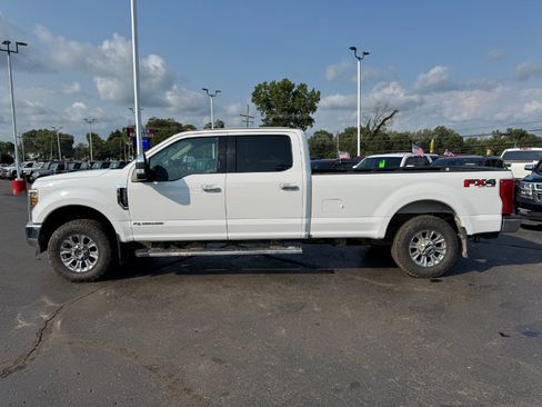 Used 2019 Ford F350 XLT w/ XLT Premium Package AWD/4WD image 2