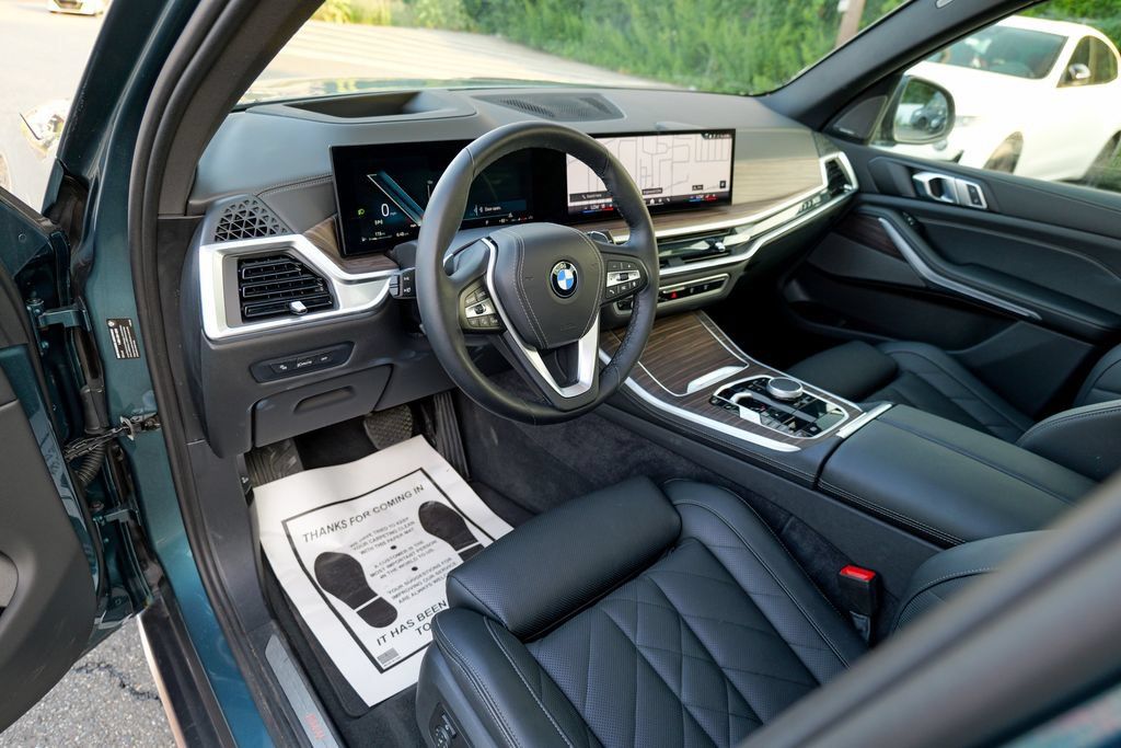 Used 2024 BMW X5 xDrive40i w/ Premium Package AWD/4WD image 20