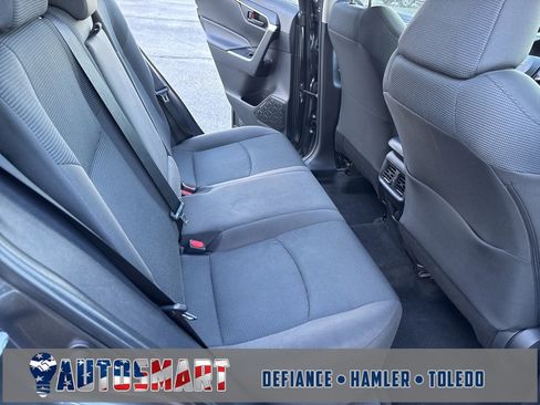 Used 2022 Toyota RAV4 LE image 40