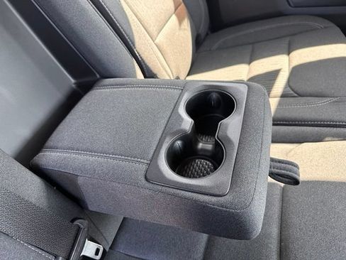 Used 2022 RAM 1500 Big Horn AWD/4WD image 30