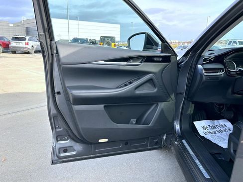 Used 2025 INFINITI QX60 Pure w/ Cargo Package image 9