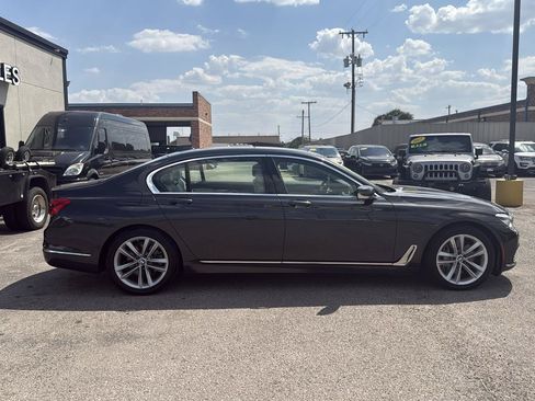 Used 2018 BMW 750i xDrive AWD/4WD image 5