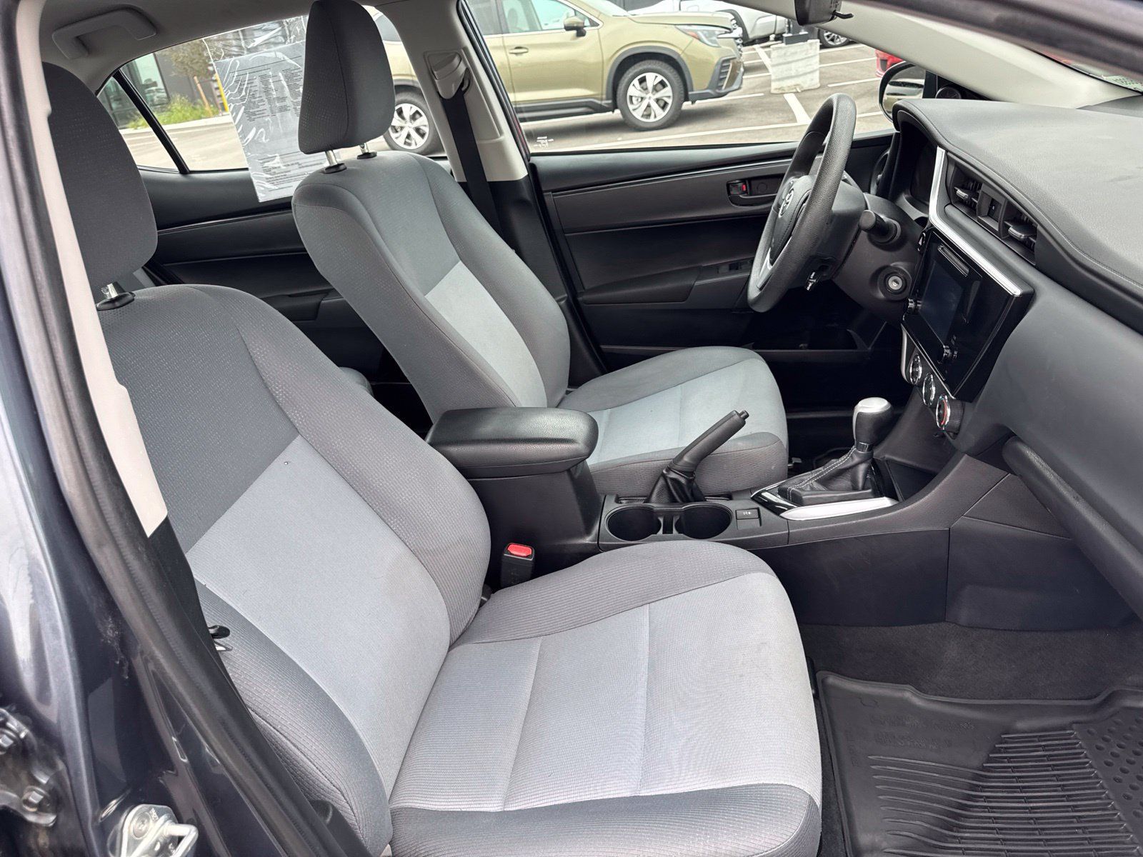 Used 2019 Toyota Corolla L w/ Body Protection Package FWD image 11